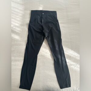 Lululemon black legging, size 6